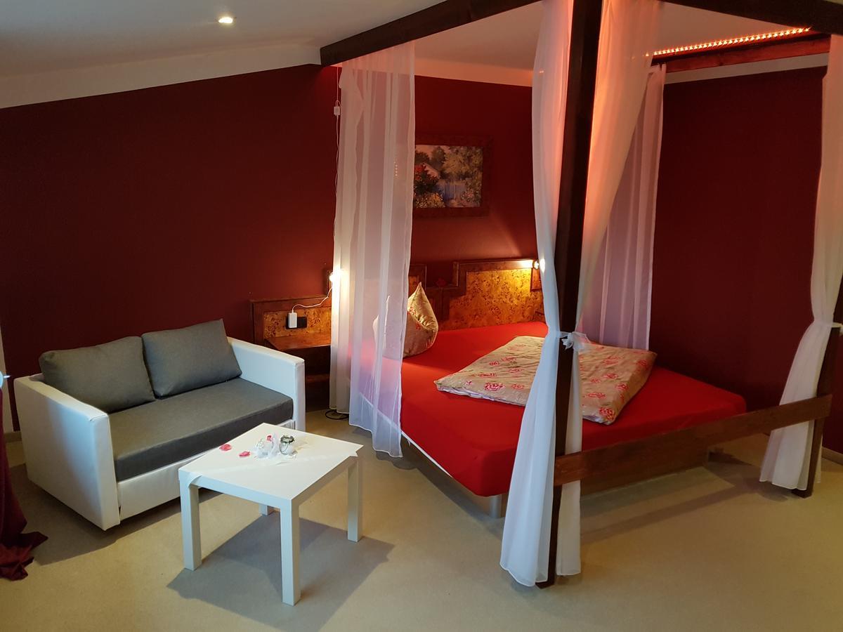 Landhotel Trampe Dış mekan fotoğraf