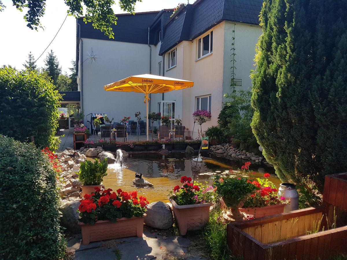 Landhotel Trampe Dış mekan fotoğraf